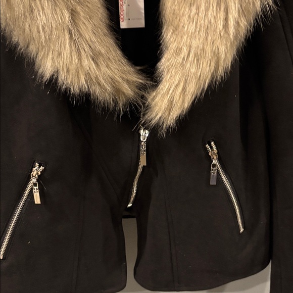 Love Token Black Leather Jacket with Faux Fur Collar - Picture 3 of 5